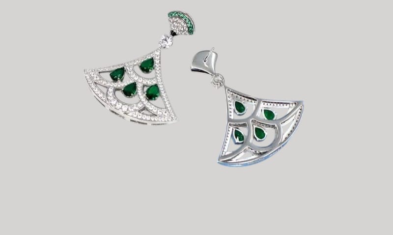 Boucles d'oreilles éventail en zircon vert