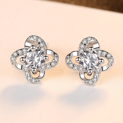 Boucles d'oreilles clous en argent S925 avec zircon 3A – Trèfle