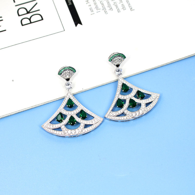 Boucles d'oreilles éventail en zircon vert
