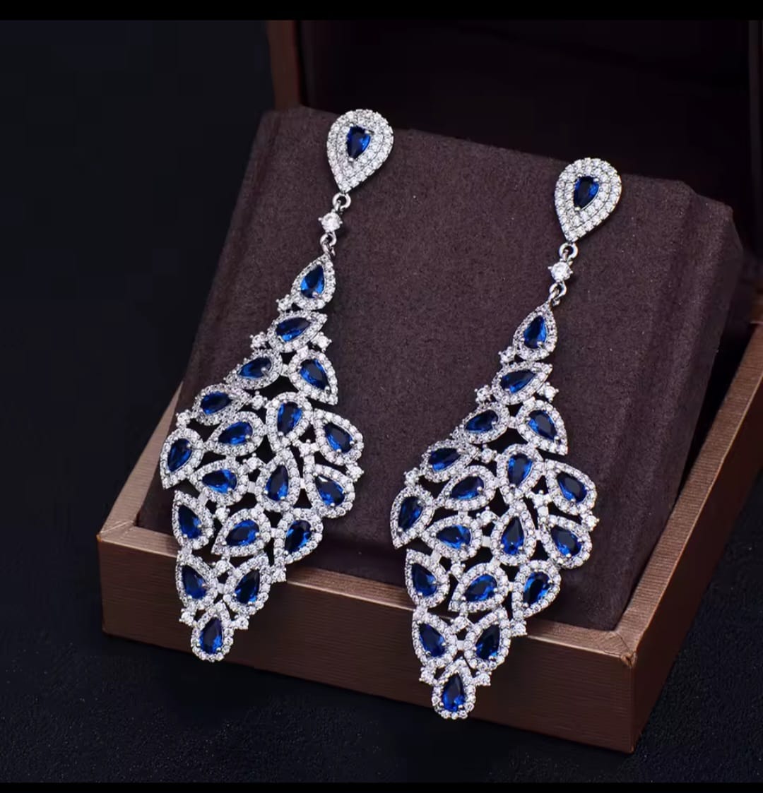 Boucles d'oreilles en zircon cubique coupe poire luxe
