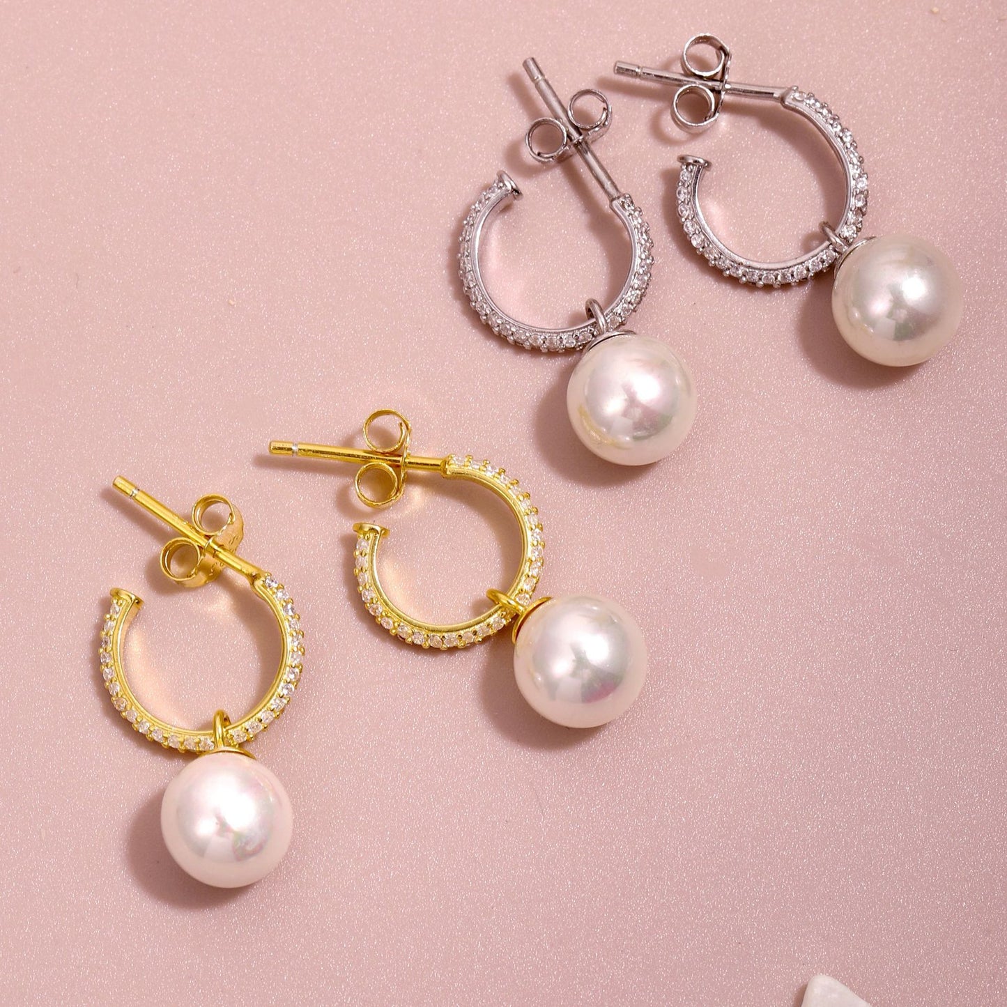 Boucles d'oreilles en argent S925 ornées de perles et zircons