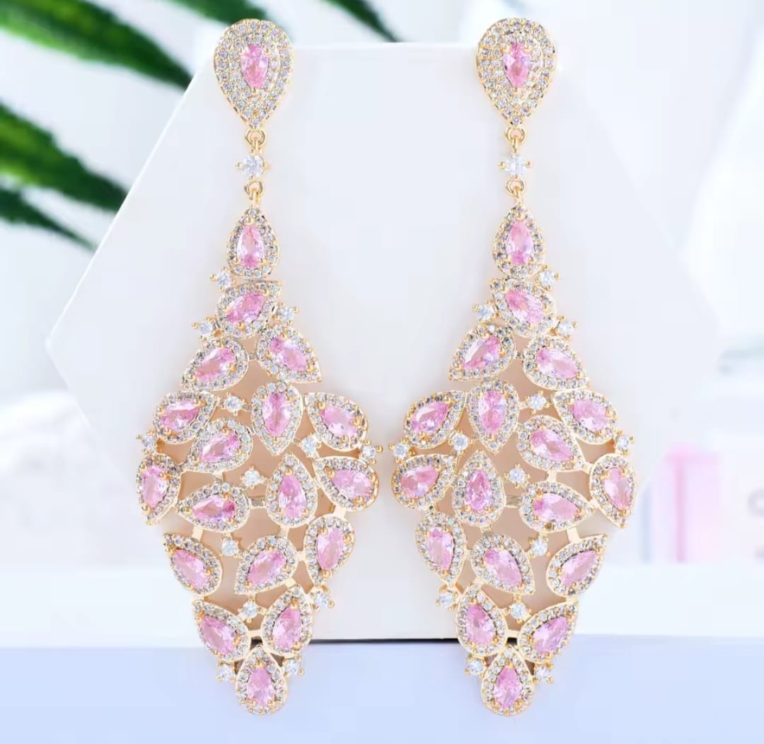 Boucles d'oreilles en zircon cubique coupe poire luxe