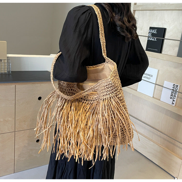 Sac Bohème Chic Femme en Paille – Grand Sac Été / Plage avec Franges