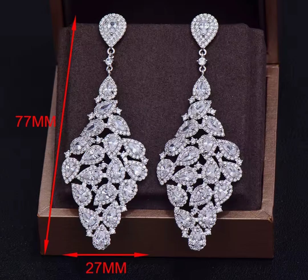 Boucles d'oreilles en zircon cubique coupe poire luxe