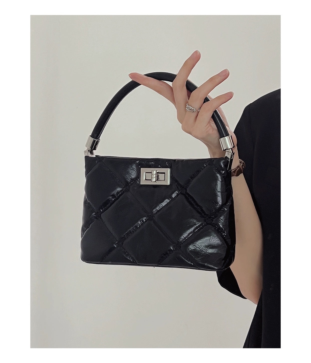 Sac à main matelassé en cuir de vachette ciré – cuir pleine fleur de qualité supérieure