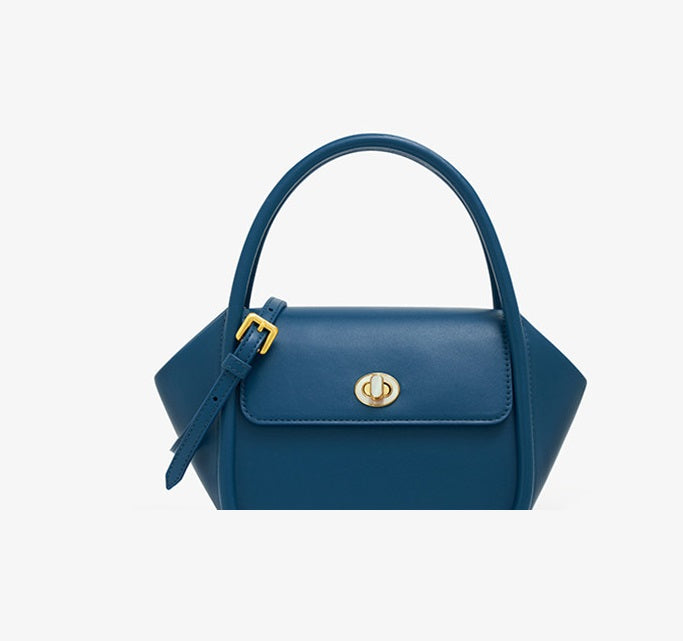 Sac fourre-tout en cuir à forme d'aile avec boucle
