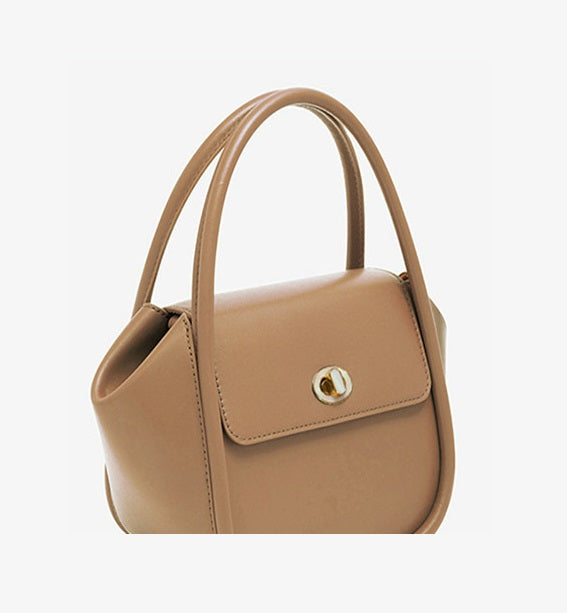 Sac fourre-tout en cuir à forme d'aile avec boucle