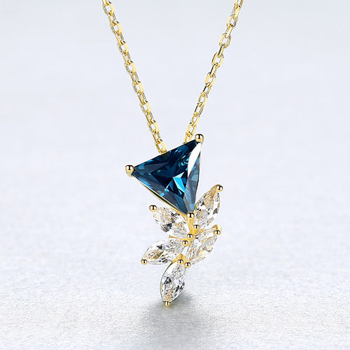 Collier en Argent S925 avec Pendentif Triangle Fleur