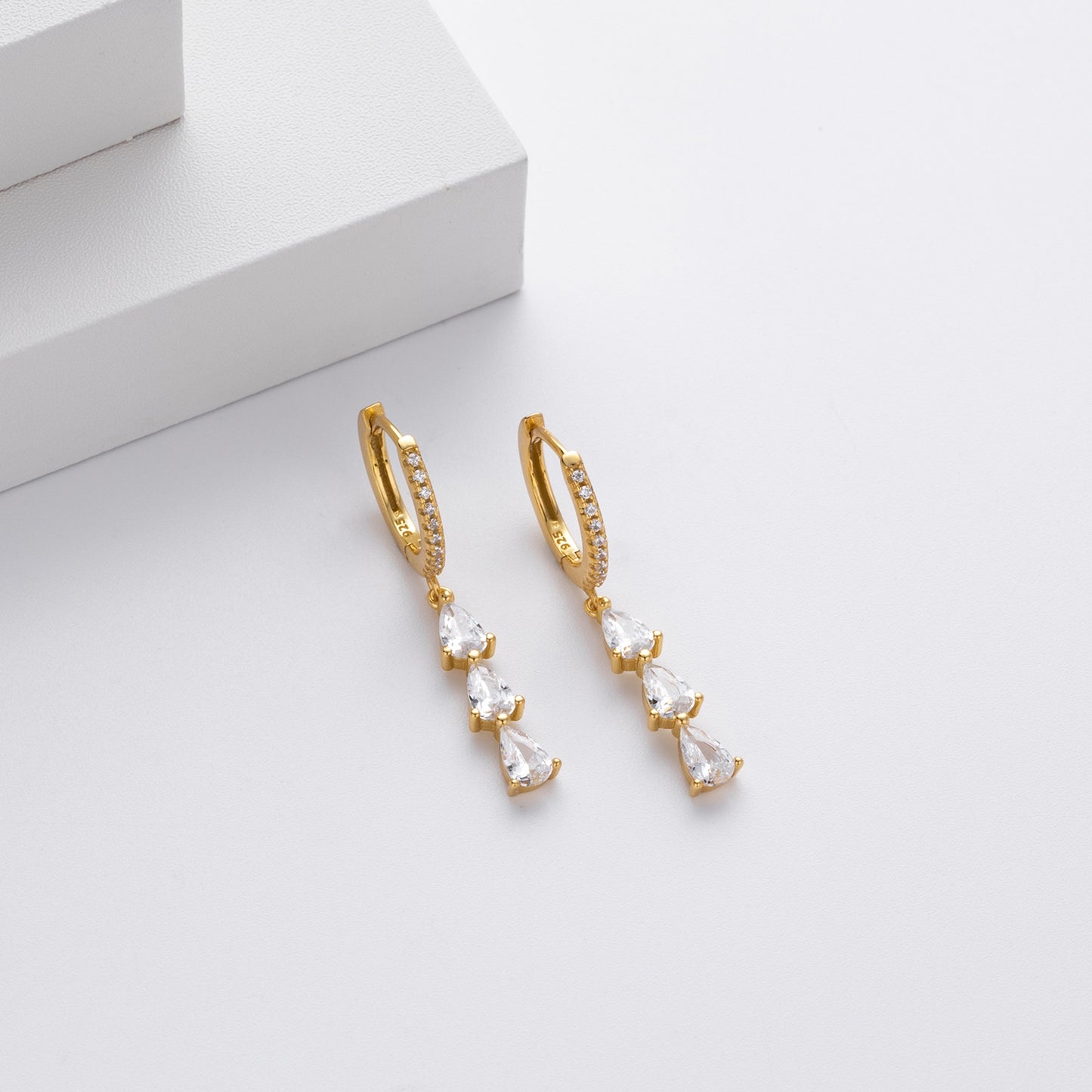 Boucles d'oreilles goutte élégantes