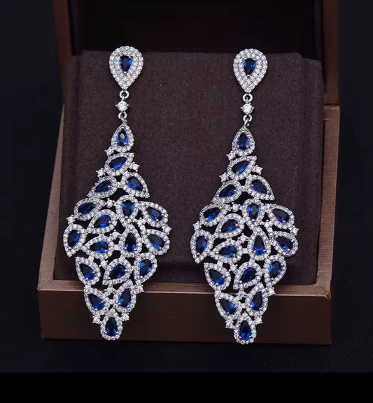 Boucles d'oreilles en zircon cubique coupe poire luxe