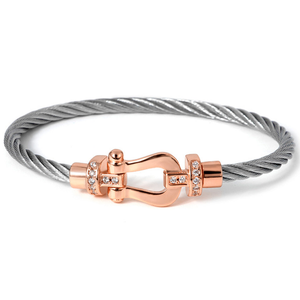 Bracelet Fer à Cheval en Titane – Élégance et Résistance