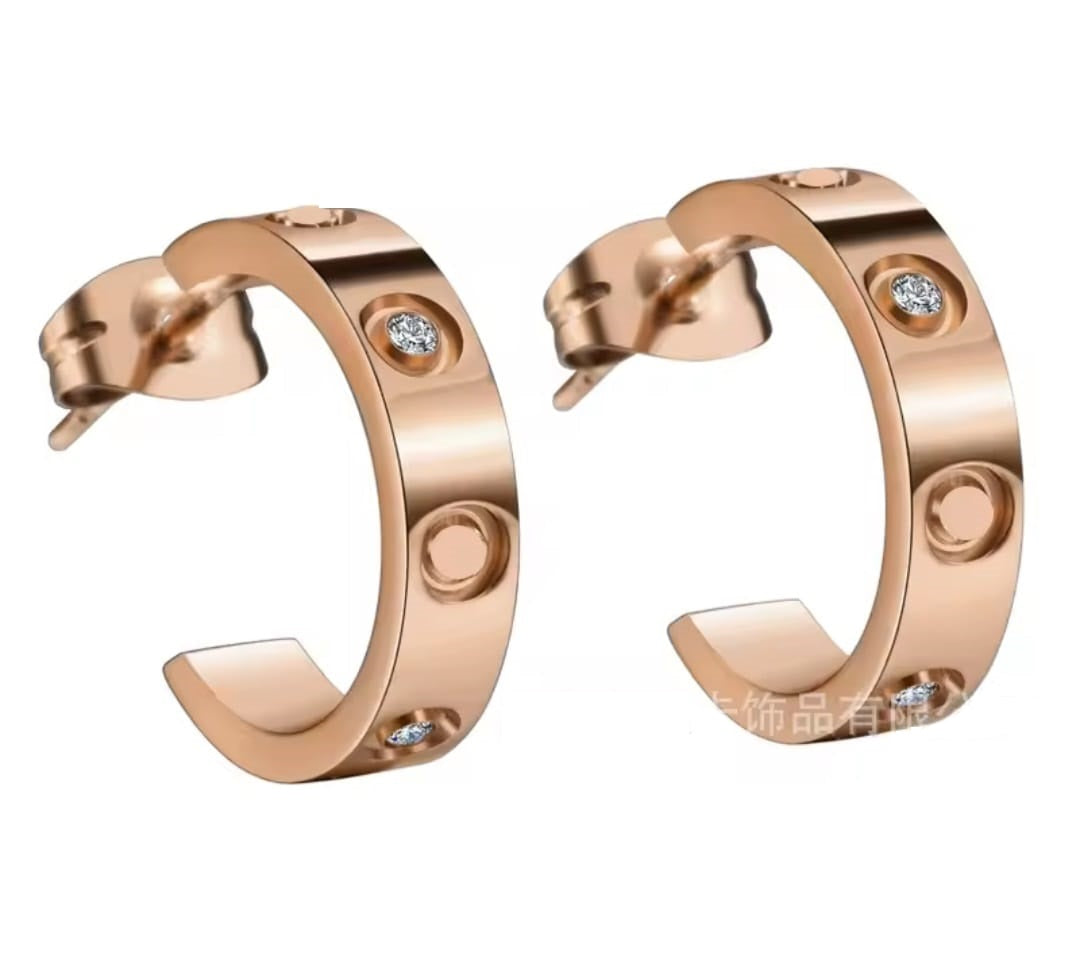 Boucles d'oreilles créoles  , Modèle classique et intemporel
