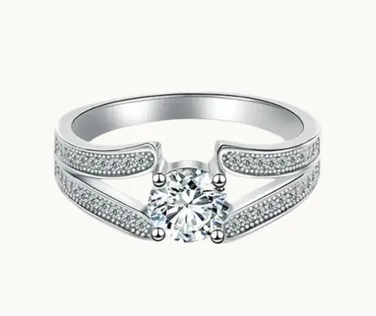 Bague Femme en Argent S925 – Design V-Edge