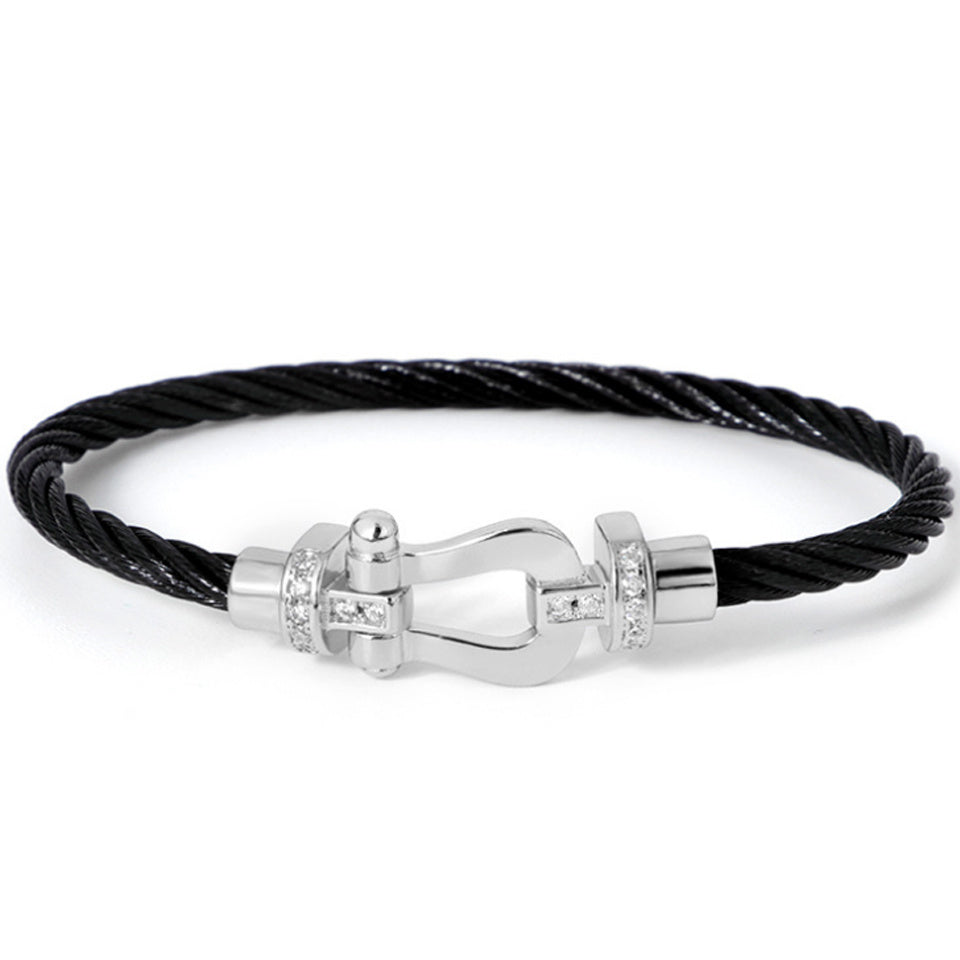 Bracelet Fer à Cheval en Titane – Élégance et Résistance