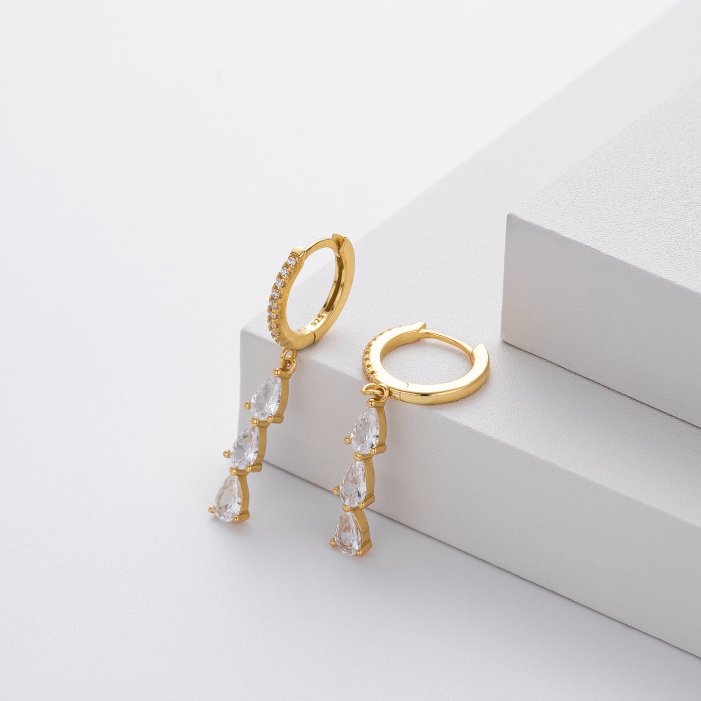 Boucles d'oreilles goutte élégantes
